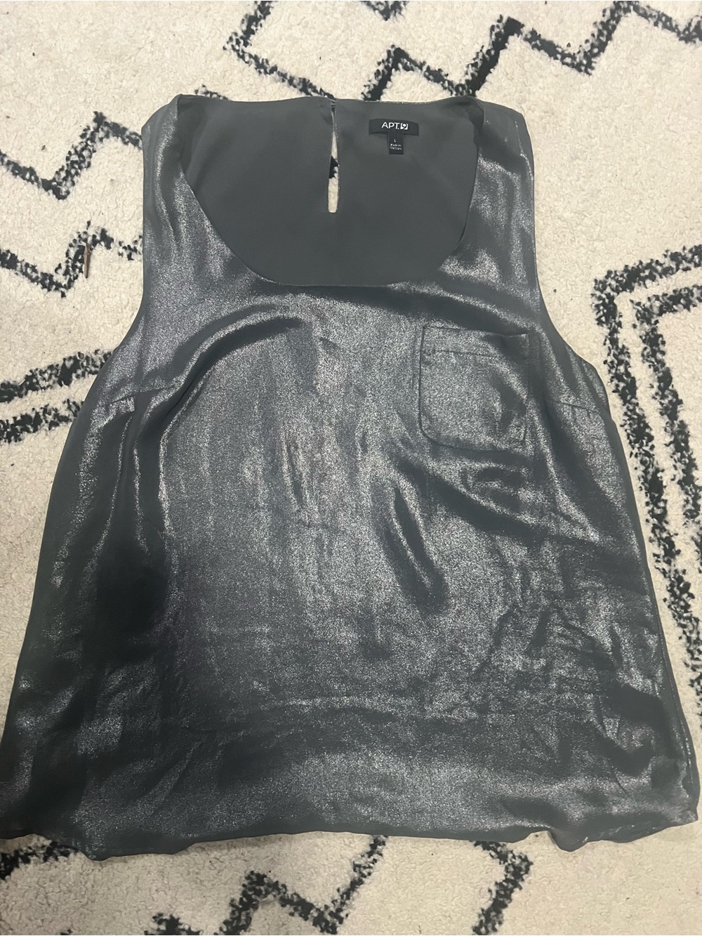 APT. 9 Shimmery Silver Sleeveless Scoop Neck Top